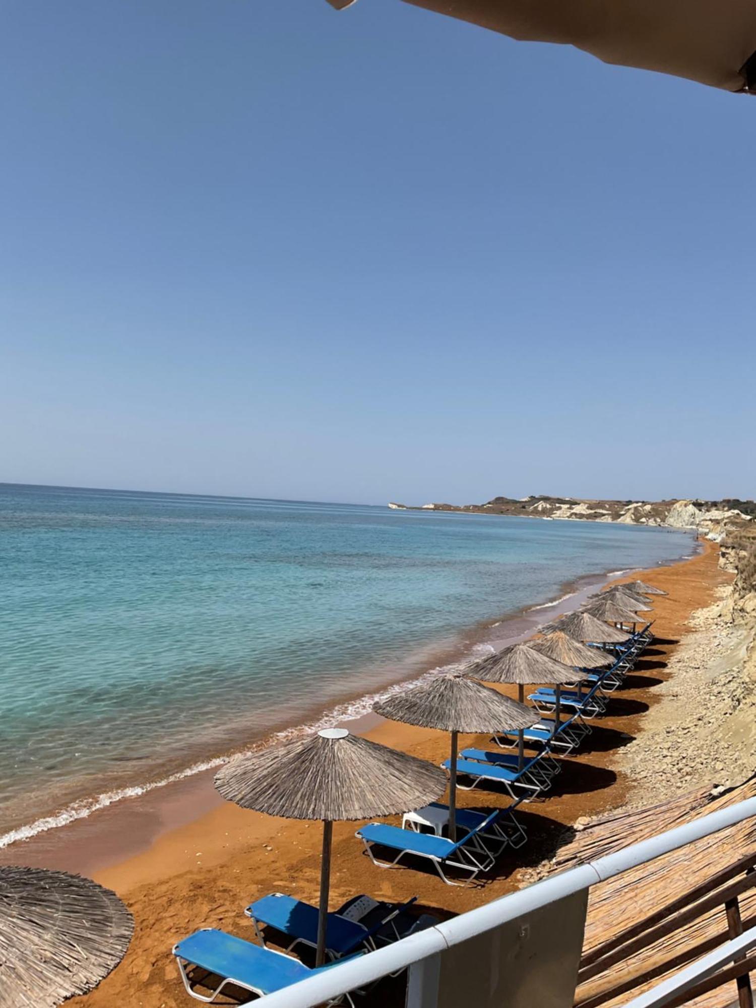 Kefalonia Beach Hotel & Bungalows リクスリオン エクステリア 写真