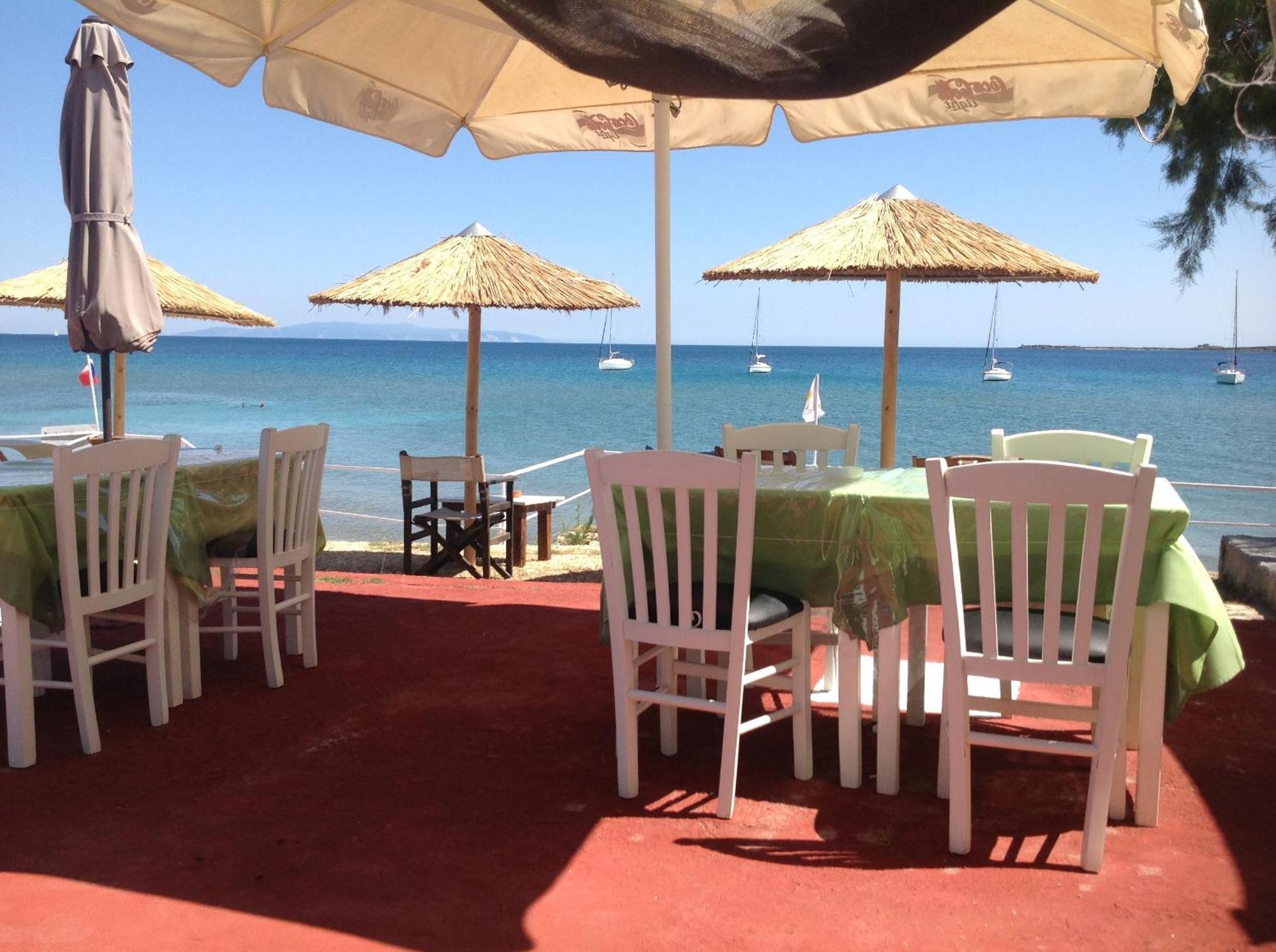 Kefalonia Beach Hotel & Bungalows リクスリオン エクステリア 写真