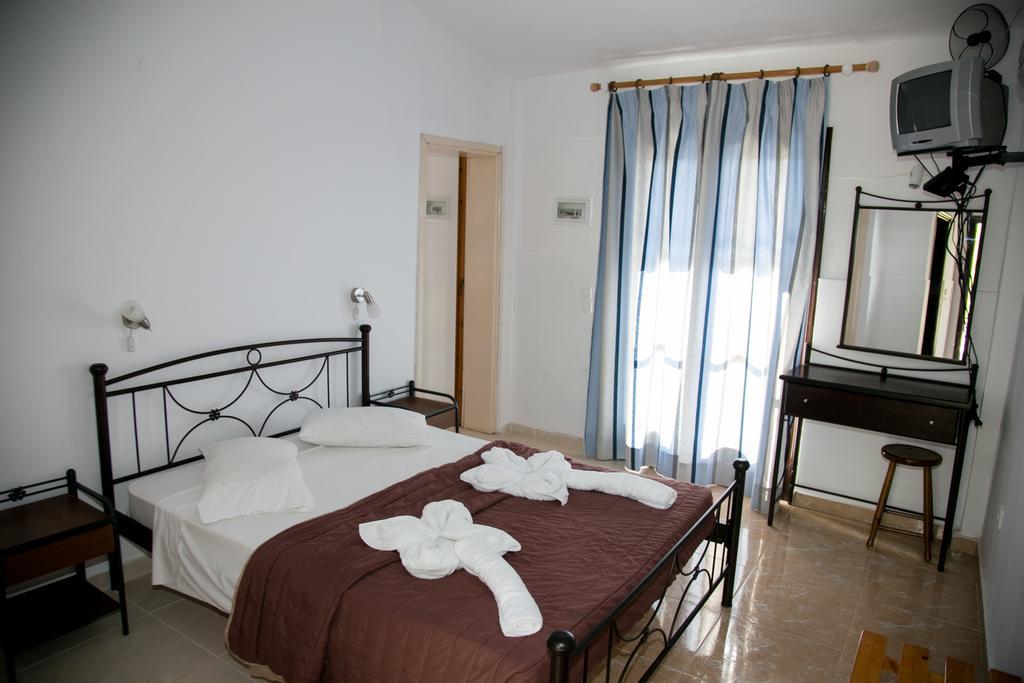 Kefalonia Beach Hotel & Bungalows リクスリオン エクステリア 写真
