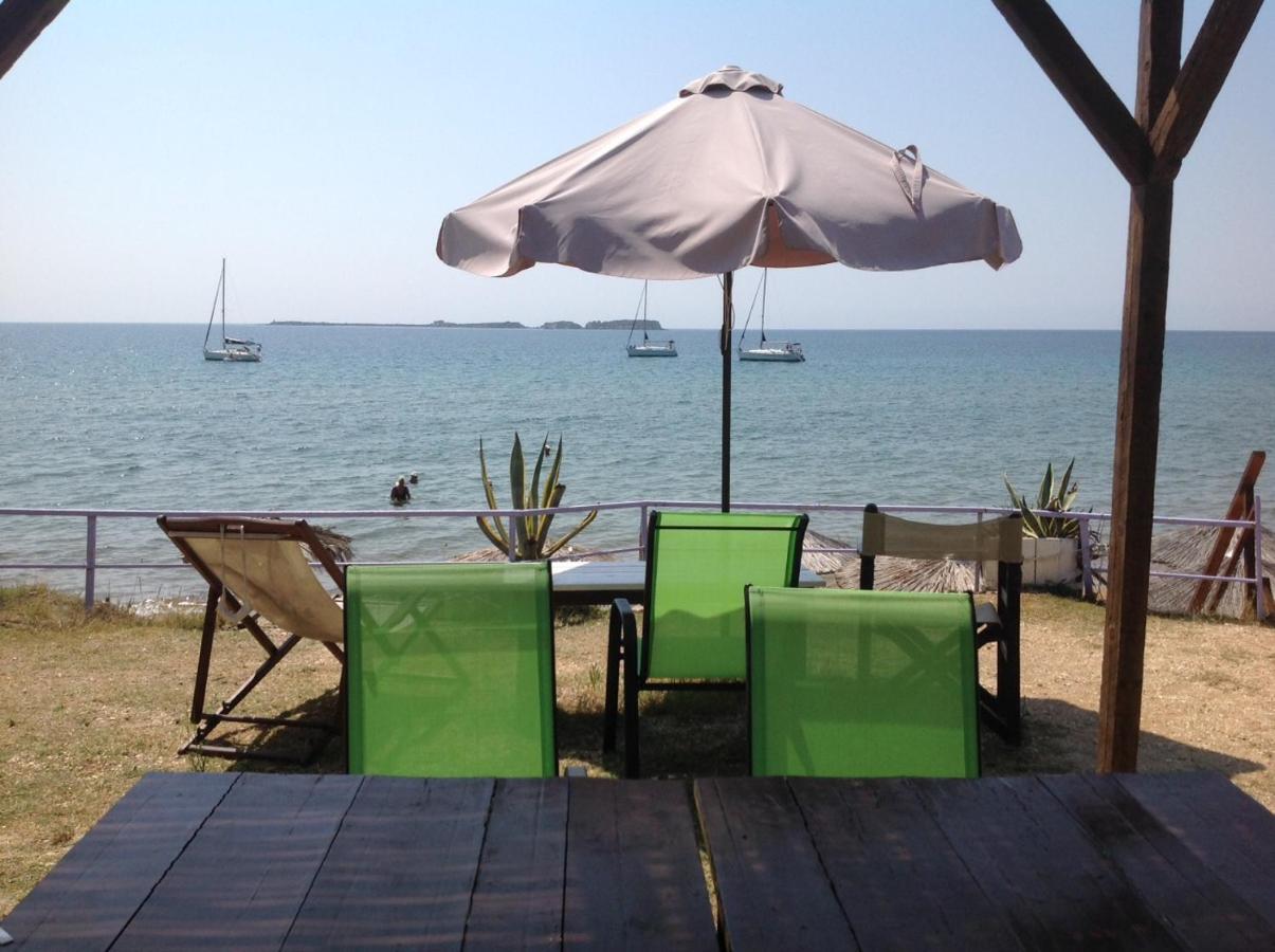 Kefalonia Beach Hotel & Bungalows リクスリオン エクステリア 写真